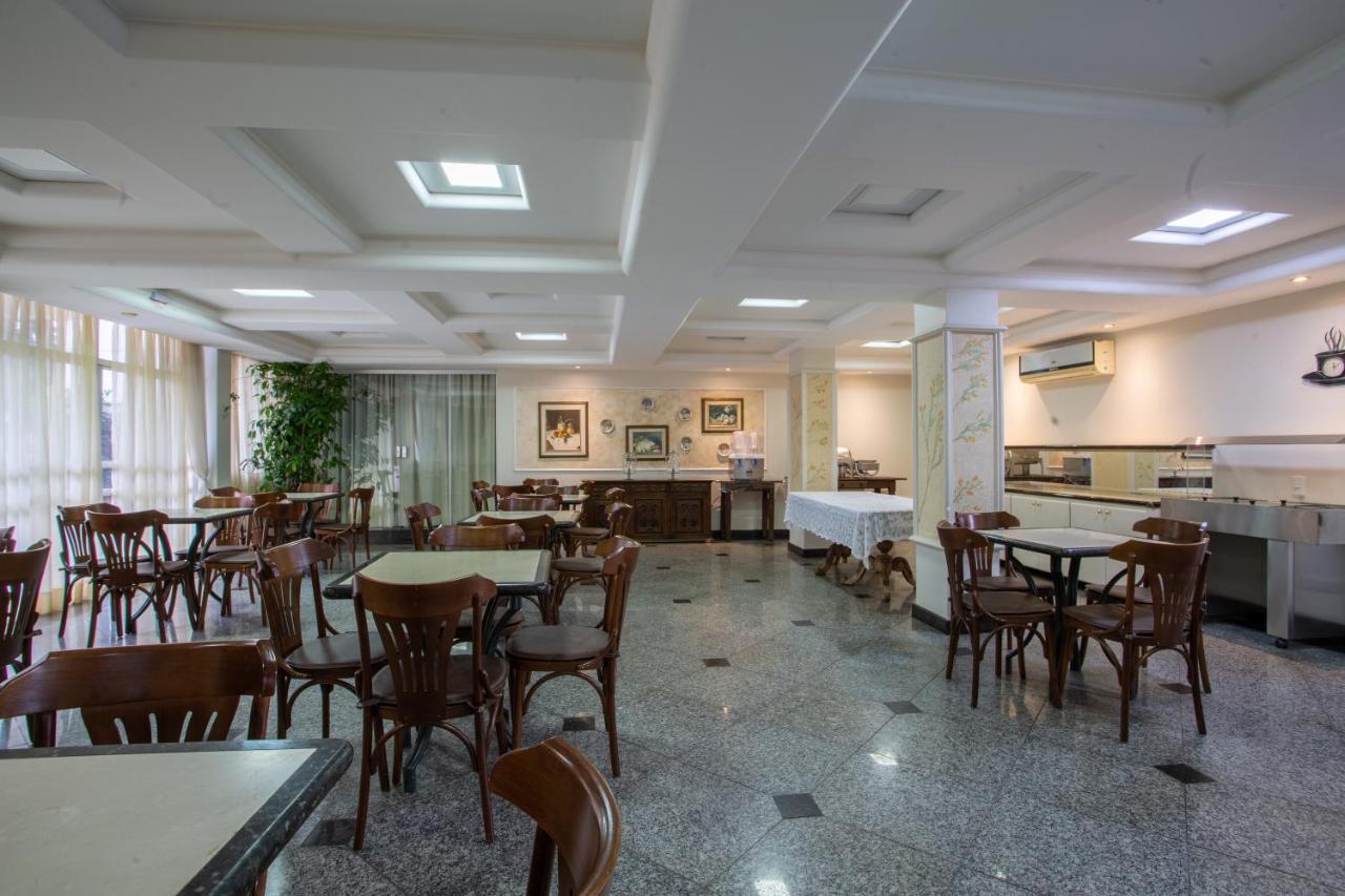 Hotel Apollo Uberlândia Buitenkant foto