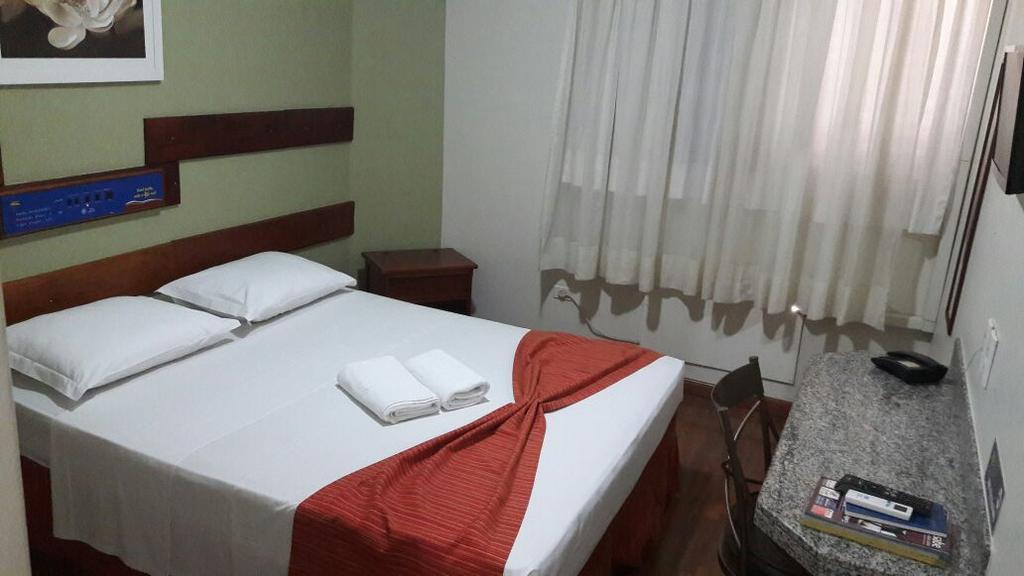Hotel Apollo Uberlândia Buitenkant foto